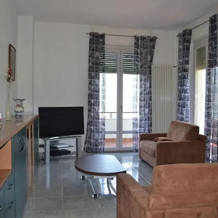 Pleasant Apartment In Valbrona With Shared Pool Apartament