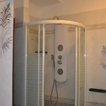 Daire Pleasant Apartment In Valbrona With Shared Pool
